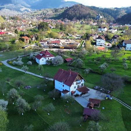 Pensiunea Din Livada Bran  Buitenkant foto